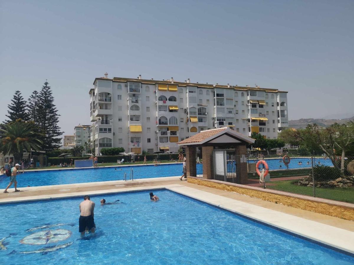 A 100M De Playa Piscina Y Todos Los Servicios Apartment Torrox Bagian luar foto