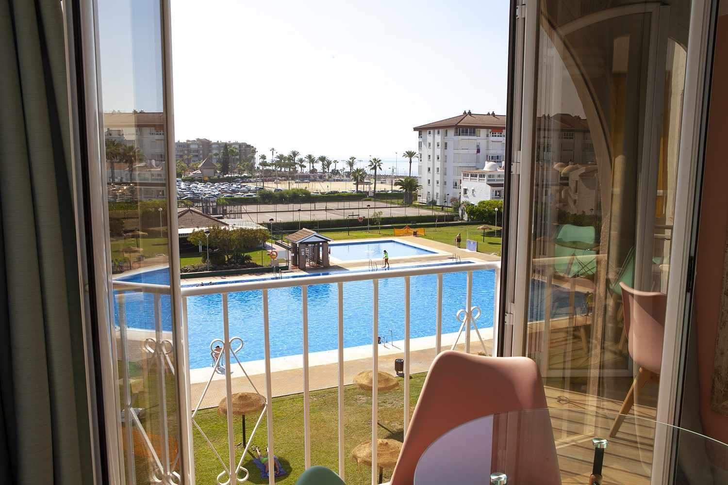 A 100M De Playa Piscina Y Todos Los Servicios Apartment Torrox Bagian luar foto