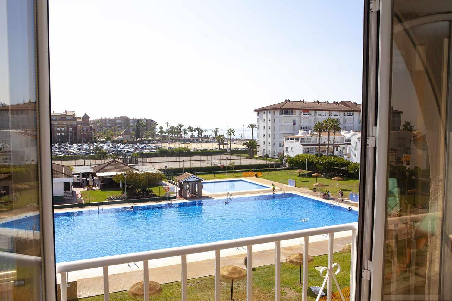 A 100M De Playa Piscina Y Todos Los Servicios Apartment Torrox Bagian luar foto