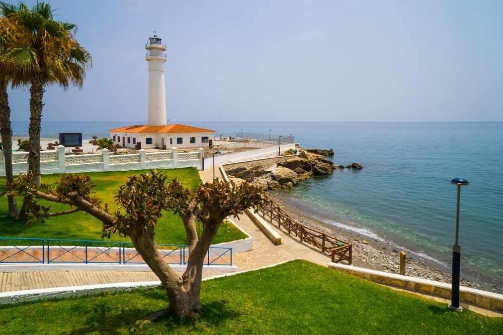 A 100M De Playa Piscina Y Todos Los Servicios Apartment Torrox Bagian luar foto